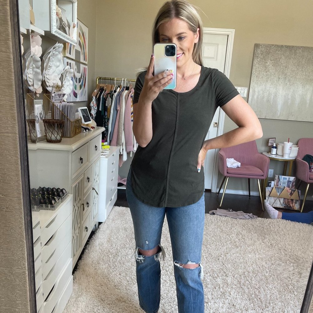 Moa Moa Olive Tee
